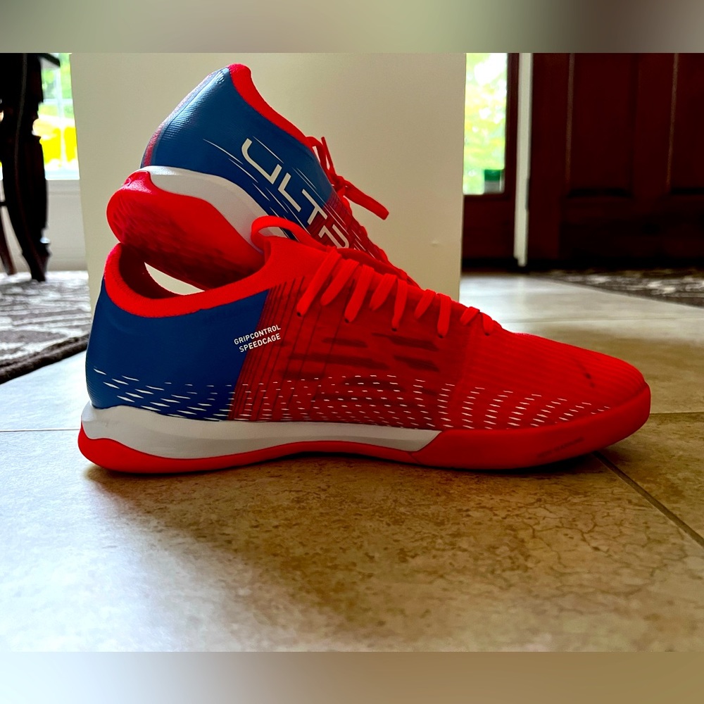 Puma Ultra 3.3 Indoor Soccer Shoes Men’s size 10.5